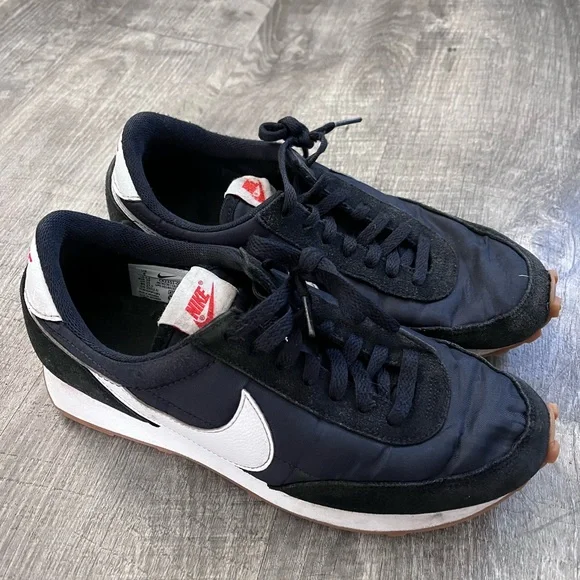 ◆新商品◆NIKE DAYBREAK VINTAGE(W)◆送料無料◆ ◇新商品◇NIKE DAYBREAK VINTAGE(W)◇送料無料◇ (Nike